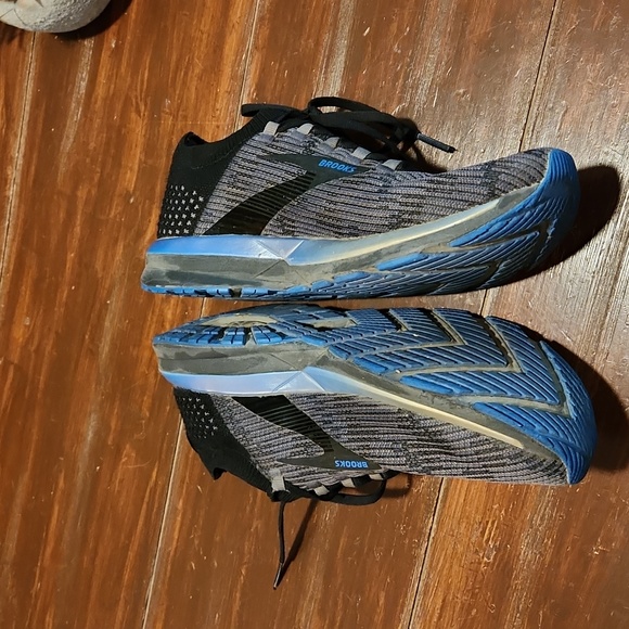 Brooks Ricochet with DNA Amp Men's Size 8 - Picture 3 of 6